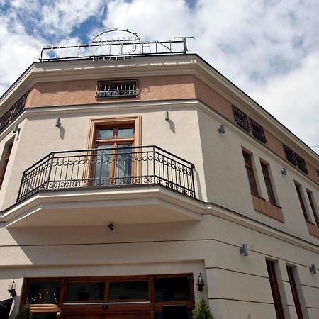 Premier Prezident Garni Hotel And Spa Сремски-Карловци Экстерьер фото