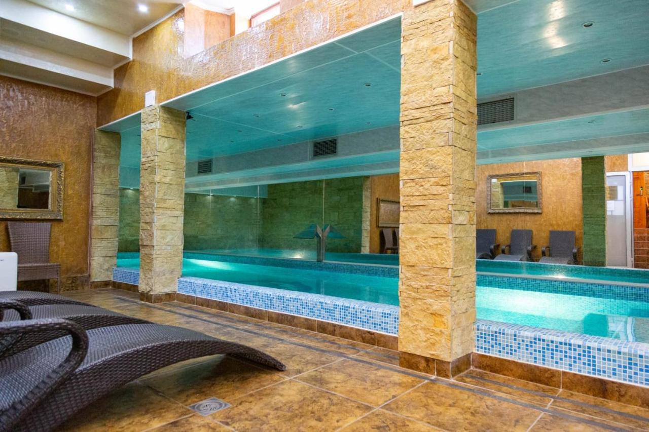 Premier Prezident Garni Hotel And Spa Сремски-Карловци Экстерьер фото