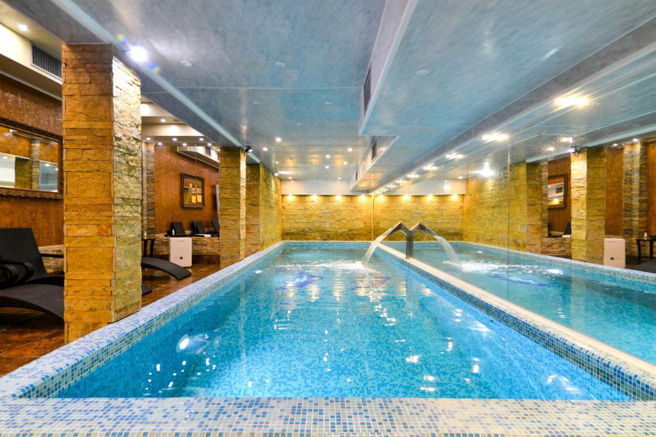Premier Prezident Garni Hotel And Spa Сремски-Карловци Экстерьер фото