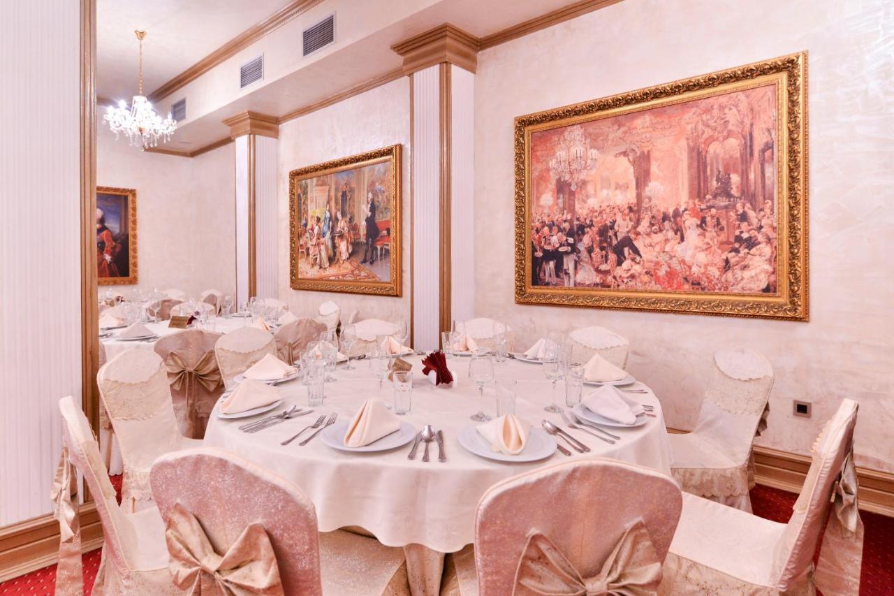 Premier Prezident Garni Hotel And Spa Сремски-Карловци Экстерьер фото