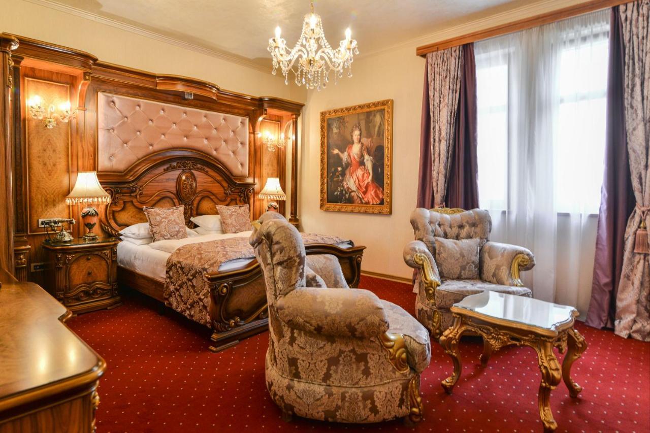Premier Prezident Garni Hotel And Spa Сремски-Карловци Экстерьер фото