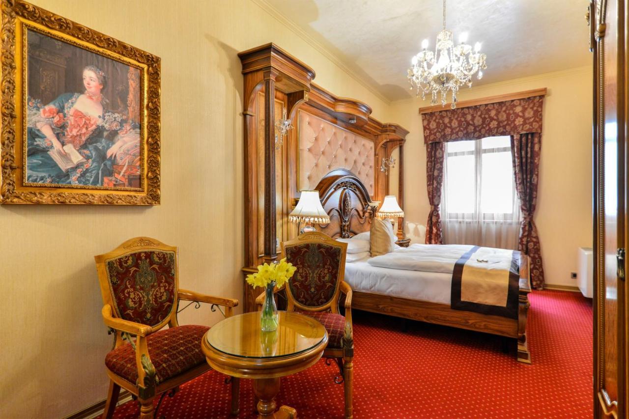 Premier Prezident Garni Hotel And Spa Сремски-Карловци Экстерьер фото