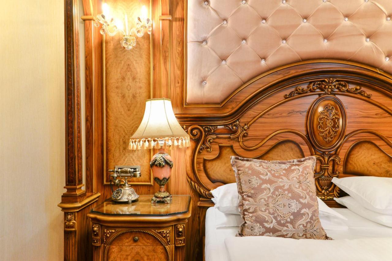 Premier Prezident Garni Hotel And Spa Сремски-Карловци Экстерьер фото